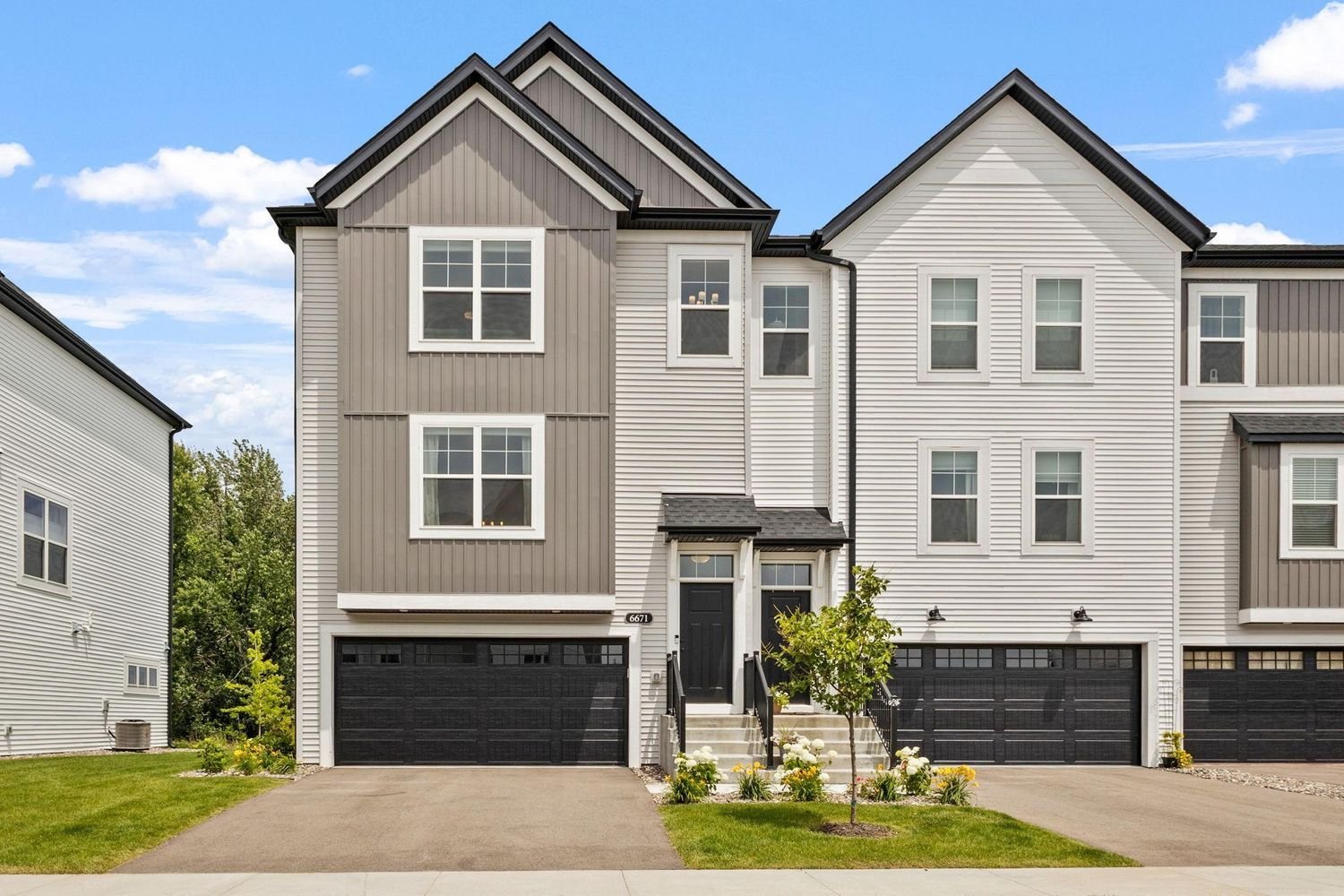 6671 Jody Ave S, Cottage Grove, MN