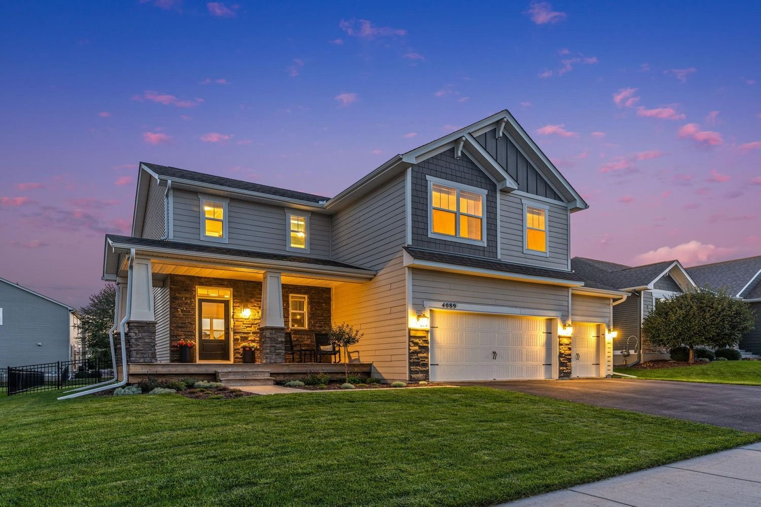 4089 Vista View Dr, Chaska, MN