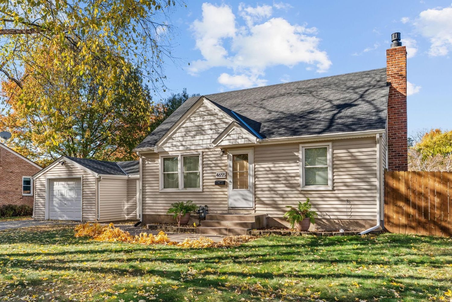 4655 Zane Ave N, Crystal, MN